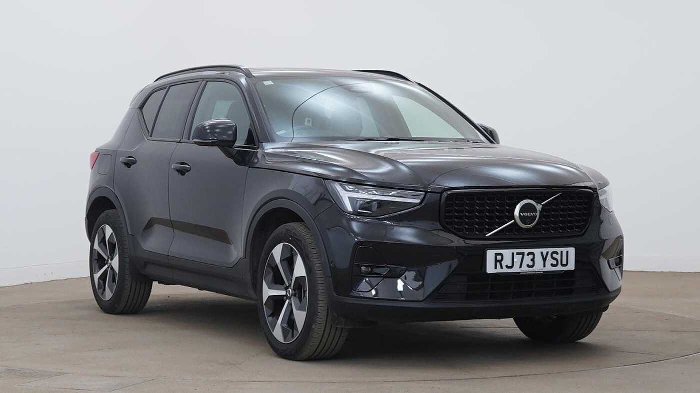 2023 Volvo XC40