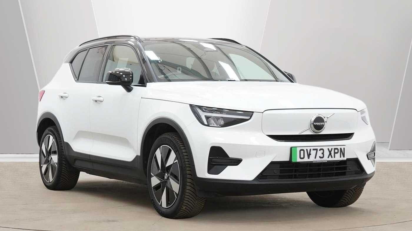 2023 Volvo XC40