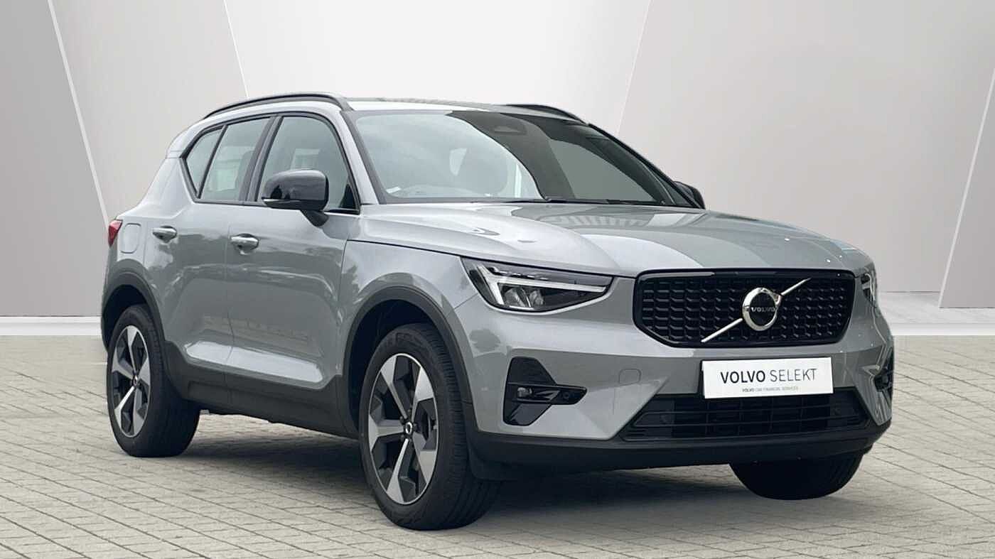 2024 Volvo XC40