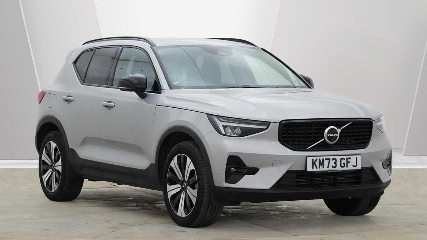 2023 Volvo XC40