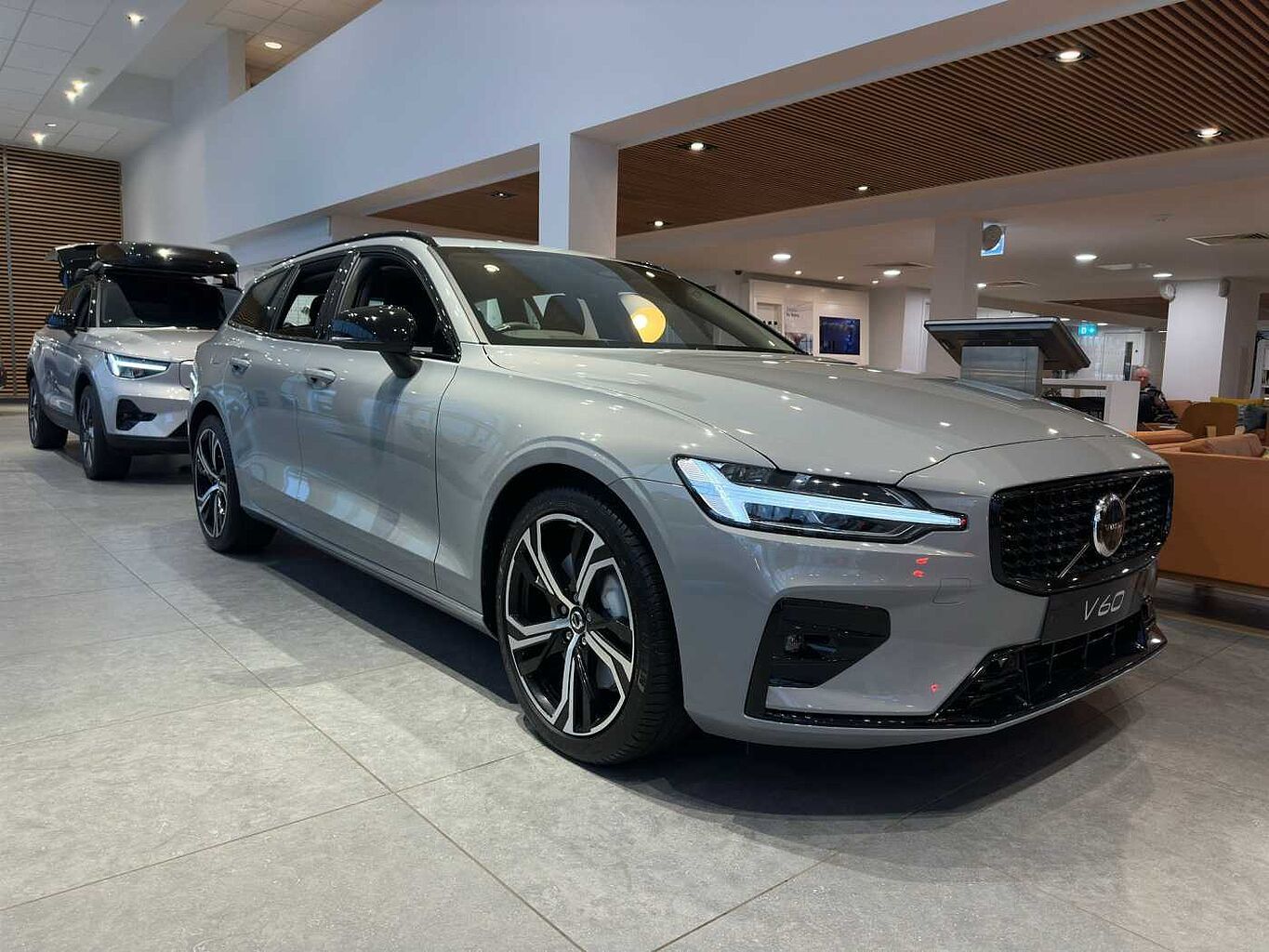 2024 Volvo V60