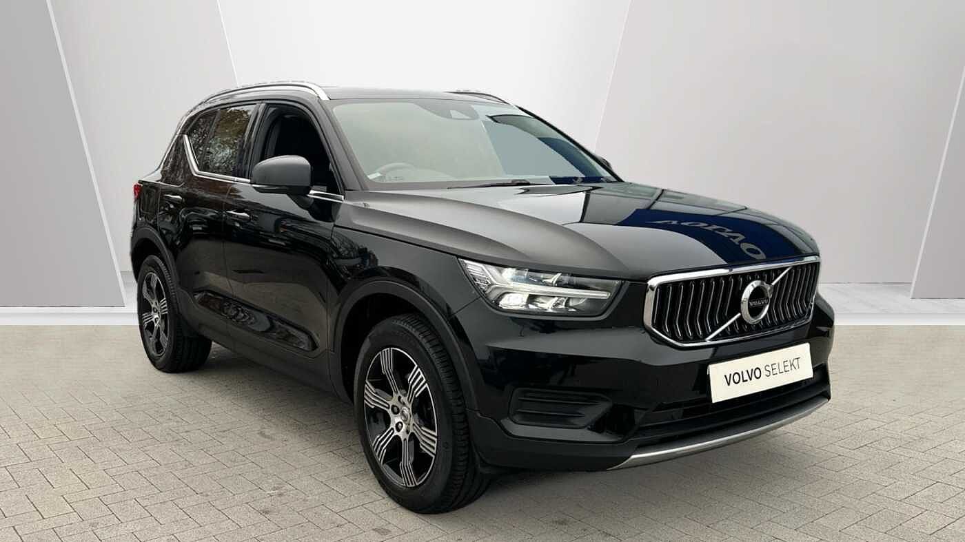 2022 Volvo XC40