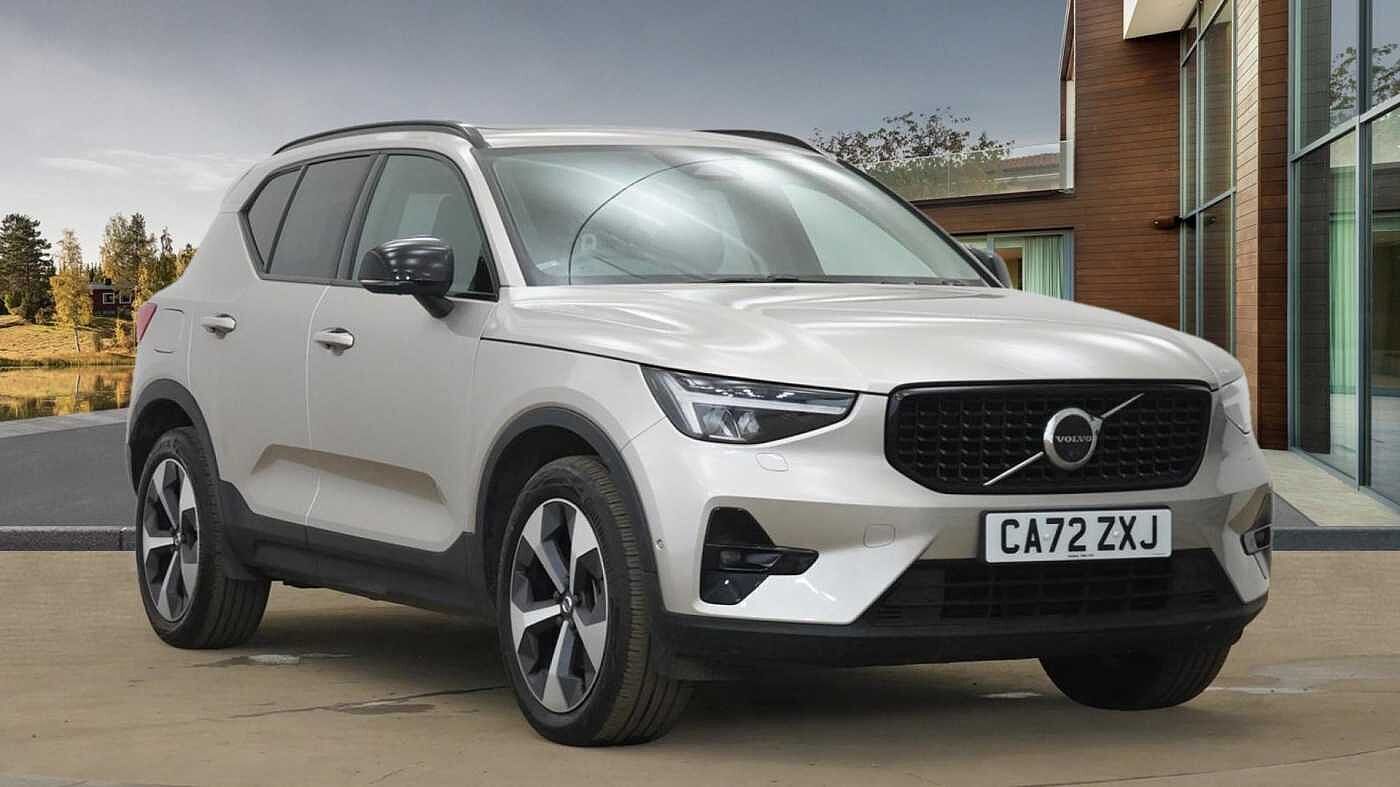 2023 Volvo XC40