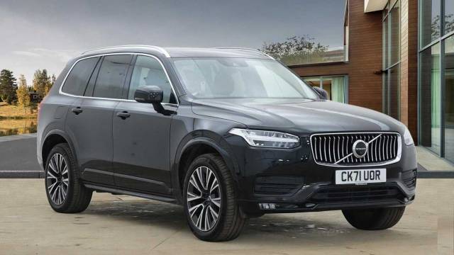 Volvo XC90 2.0 B5 AWD mild hybrid Diesel Momentum 4x4 vehicle Diesel Onyx Black