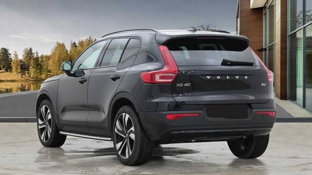 2024 Volvo XC40 2.0 B4 Mild hybrid Petrol Ultra Dark