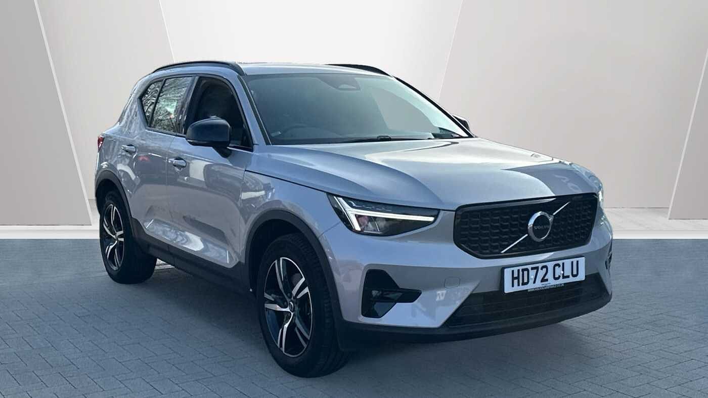 2023 Volvo XC40