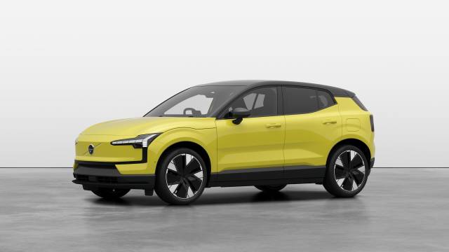 Volvo Ex30 Single Motor Extended Range | 272 hp/200 kW SUV Electric Moss Yellow