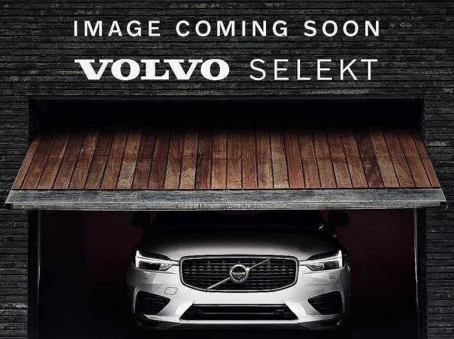 Volvo Ex40 Plus, Single Motor Extended Range, Electric 4x4 vehicle Electric Crystal White