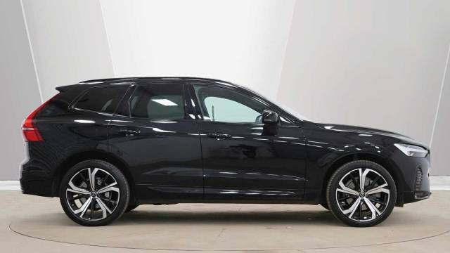 2022 Volvo XC60 2.0 B5 AWD mild hybrid Petrol R-Design