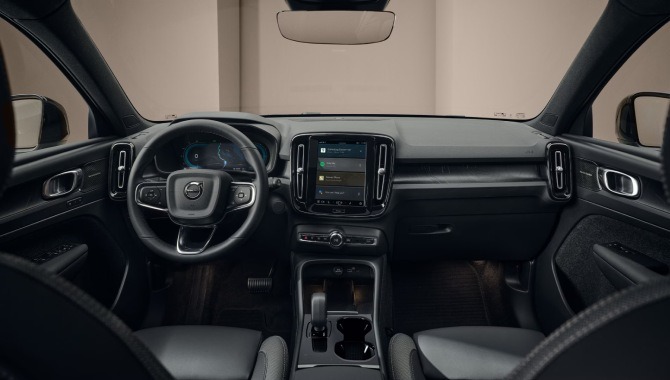 Volvo EX40 - Interior
