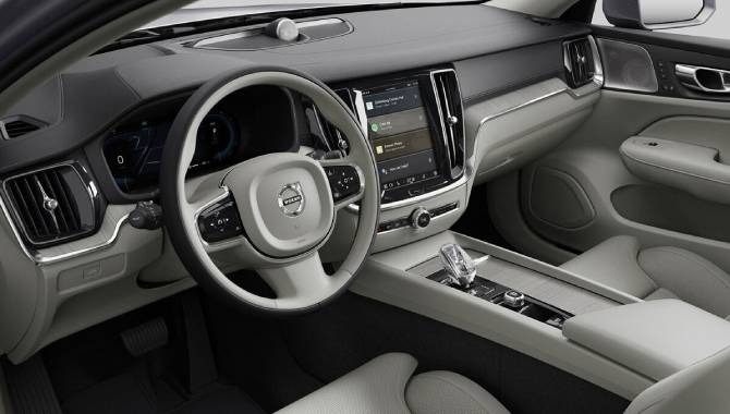 Volvo V60 - Interior